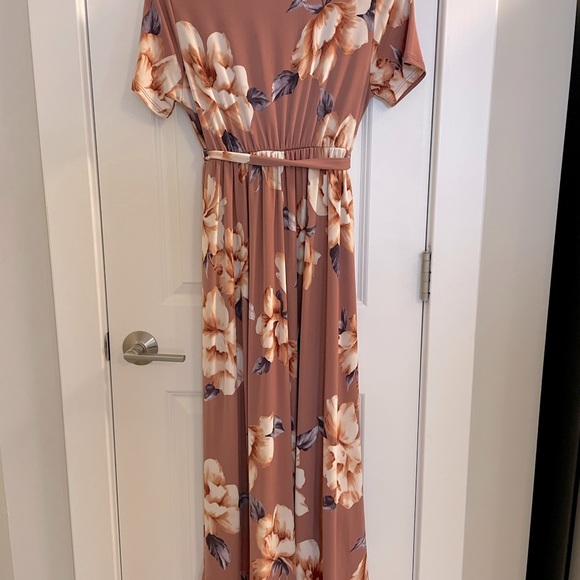 PinkBlush hi-lo maternity wrap dress in rust color with beautiful white flowers. - Picture 3 of 4